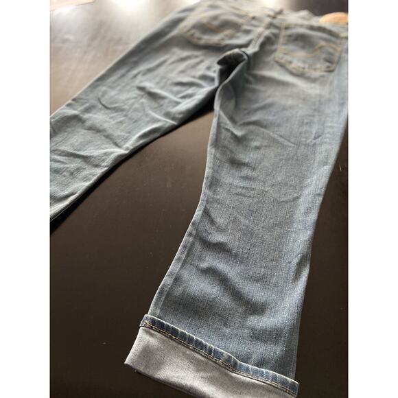 LEVI’S Signature Gold Mid-Rise Capri Jeans sz 8 - Picture 7 of 9